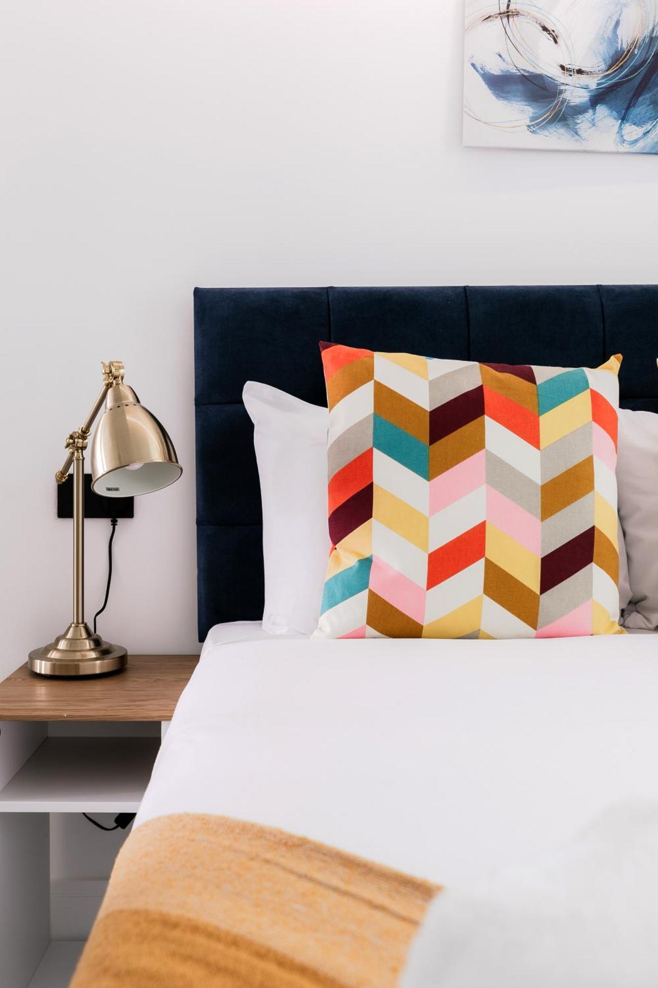 Comfortable Apartments Near Harrods Лондон Экстерьер фото